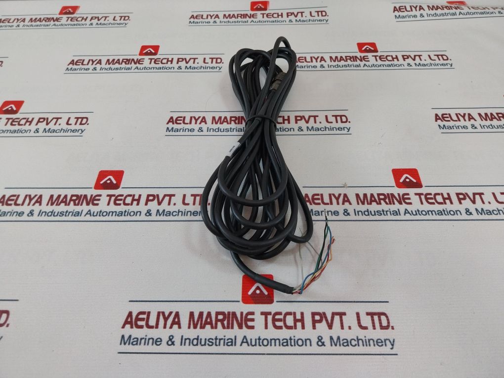 801850 Liquid Tight 6-socket Twist-lock W/20-ft - Image 6