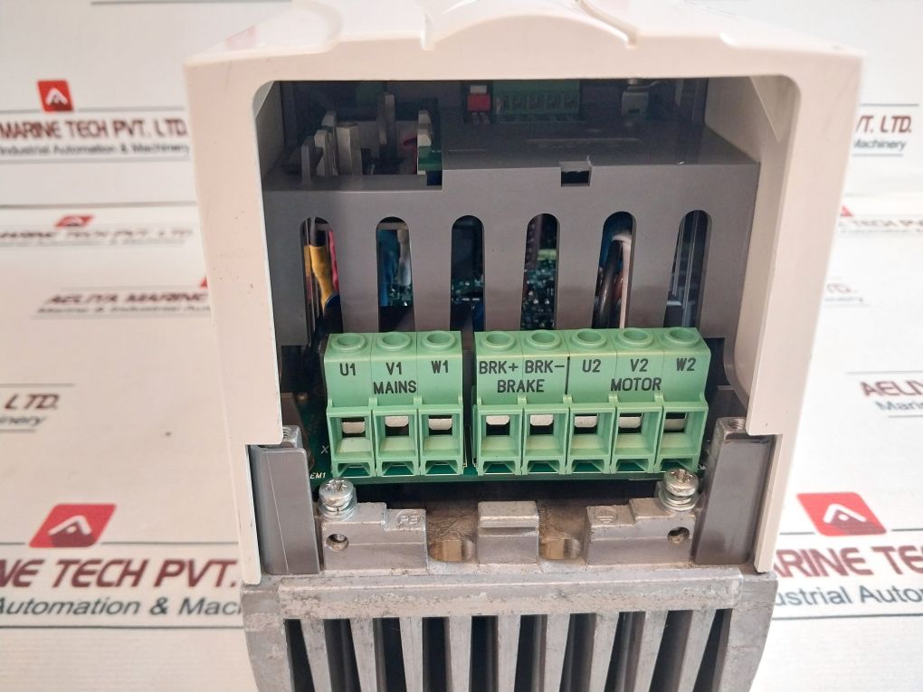 Abb Acs550-01-06a9-4 Inverter Drive /frequency Converter - Image 7