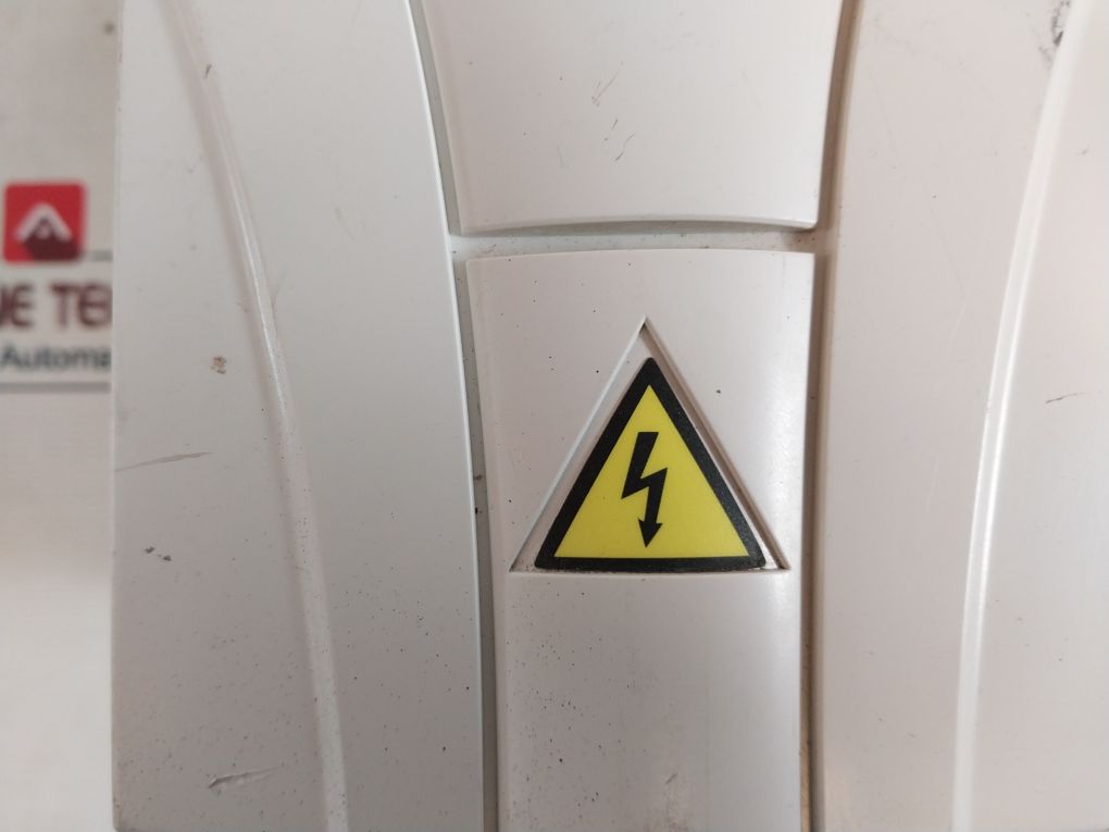 Abb Acs550-01-06a9-4 Inverter Drive /frequency Converter - Image 9