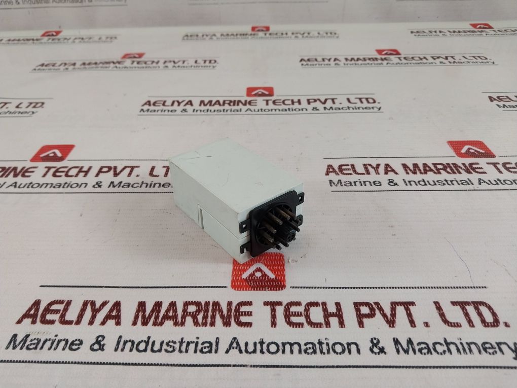 Crouzet Pu2r3 Timer Relay - Image 5