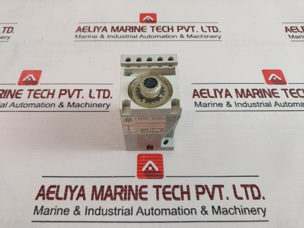 E.dold & Sohne Zr 720 Timer Relay 220v 2a