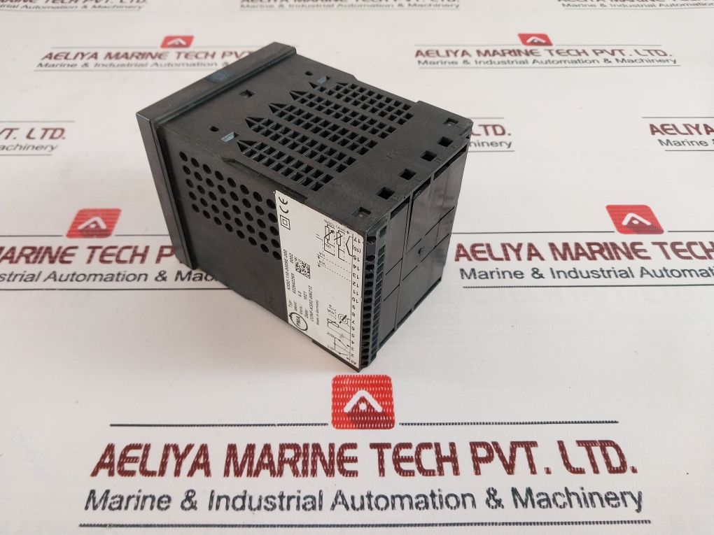 Pma Ks92-110-0009e-000 Temperature Controller - Image 10