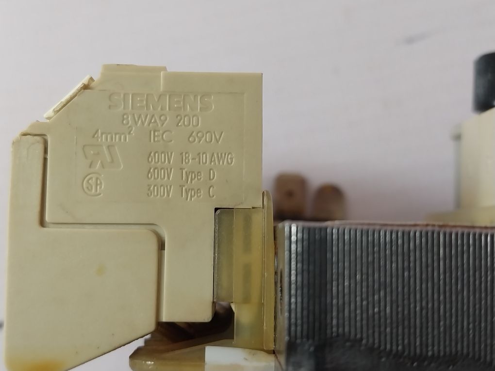 Siemens 4am8095-0am10-0n Transformer - Image 8