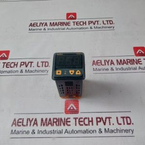 Selec Tc513 Temperature Controller