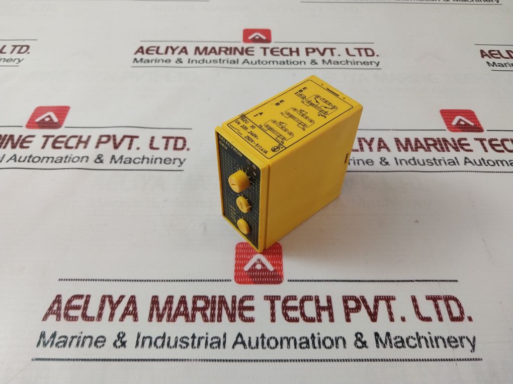 Selectron Gzu 30 Time Delay Relay 240v - Image 4