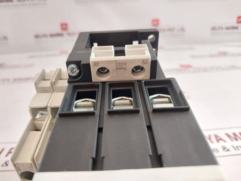 Siemens Sirius 3rt1034-1an10 Contactor 240v - Image 16