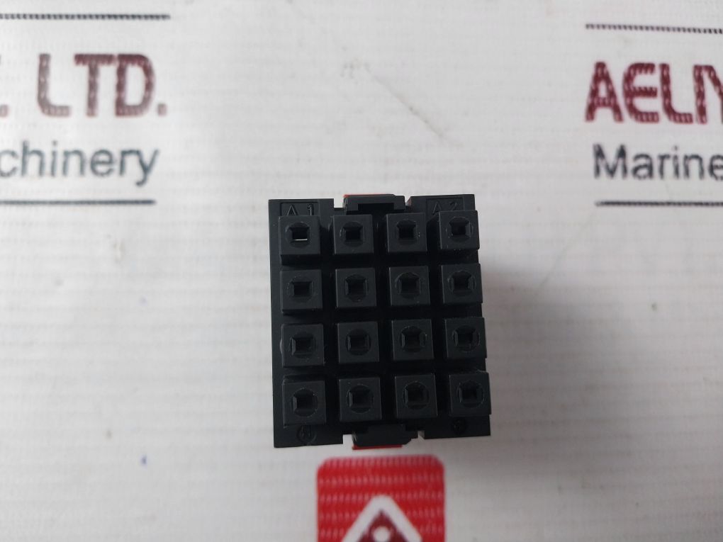 Telemecanique Rhn 416kf Relay 120v - Image 8