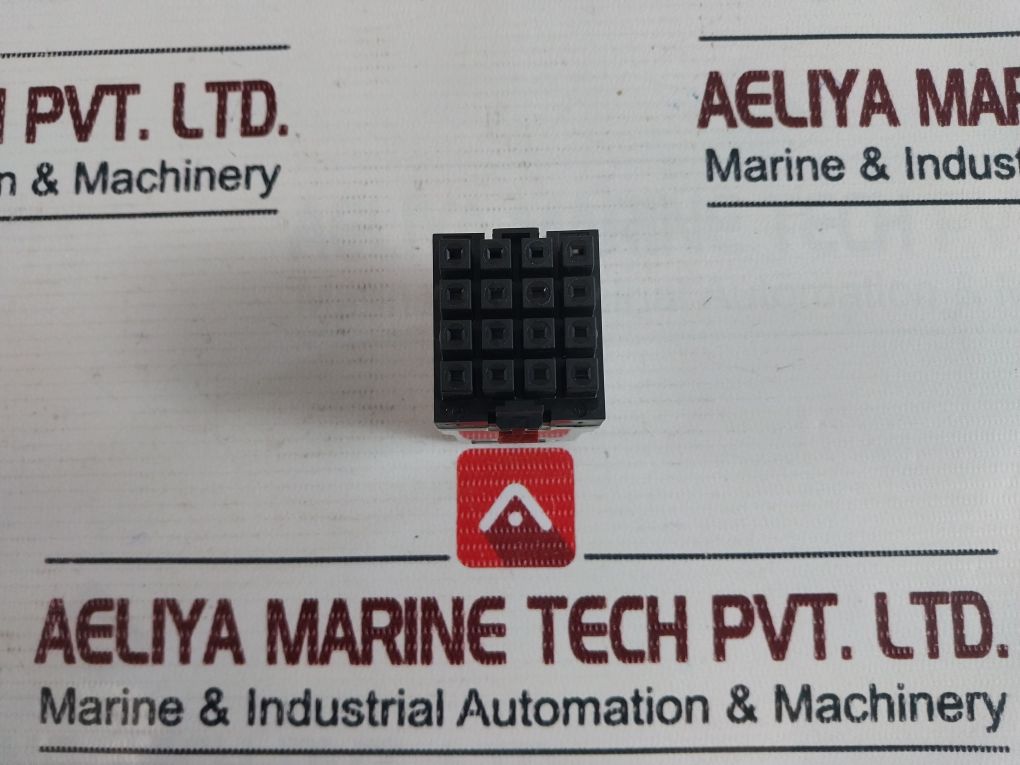 Telemecanique Rhn 422b Relay 24v - Image 6