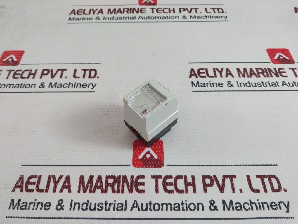 Telemecanique Rhn 422b Relay 24v - Image 4