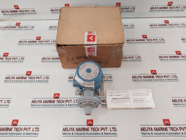 United Electric J120-452 Differential Pressure Switches