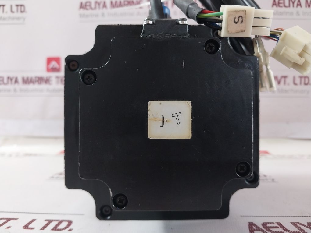 Yaskawa Sgmp-08awyr33 Ac Servo Motor - Image 11