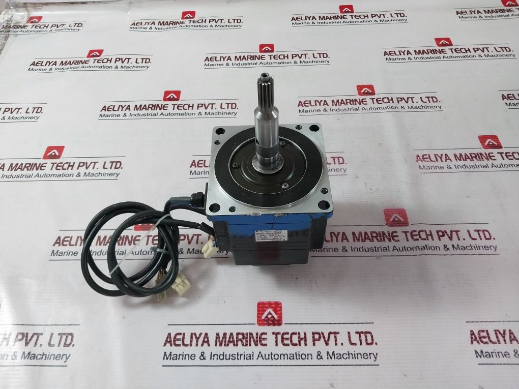Yaskawa Sgmp-08awyr33 Ac Servo Motor - Image 4