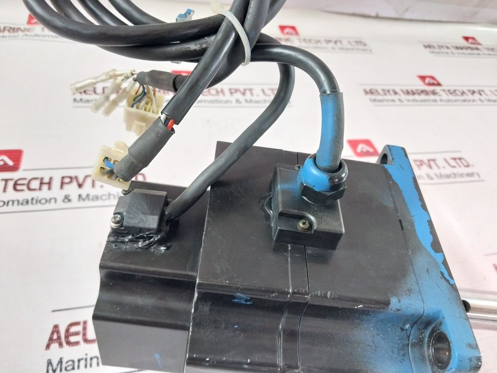Yaskawa Sgmp-08awyr33 Ac Servo Motor - Image 9
