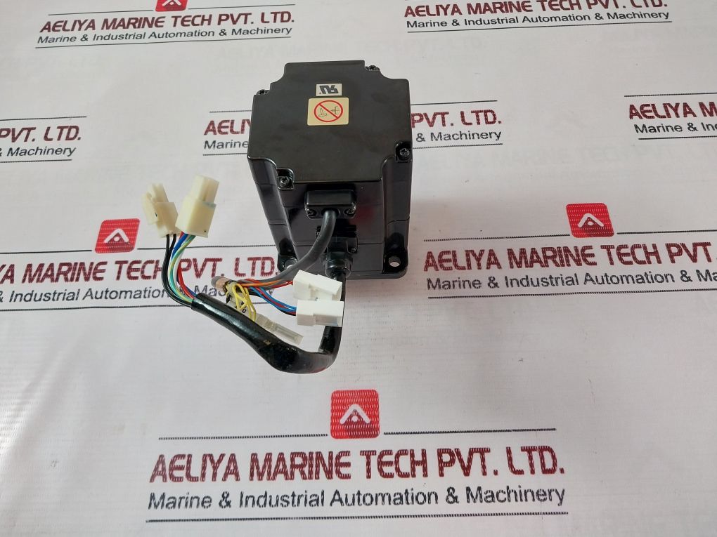 Yaskawa Sgmph-02a2a-yr12 Ac Servo Motor - Image 3