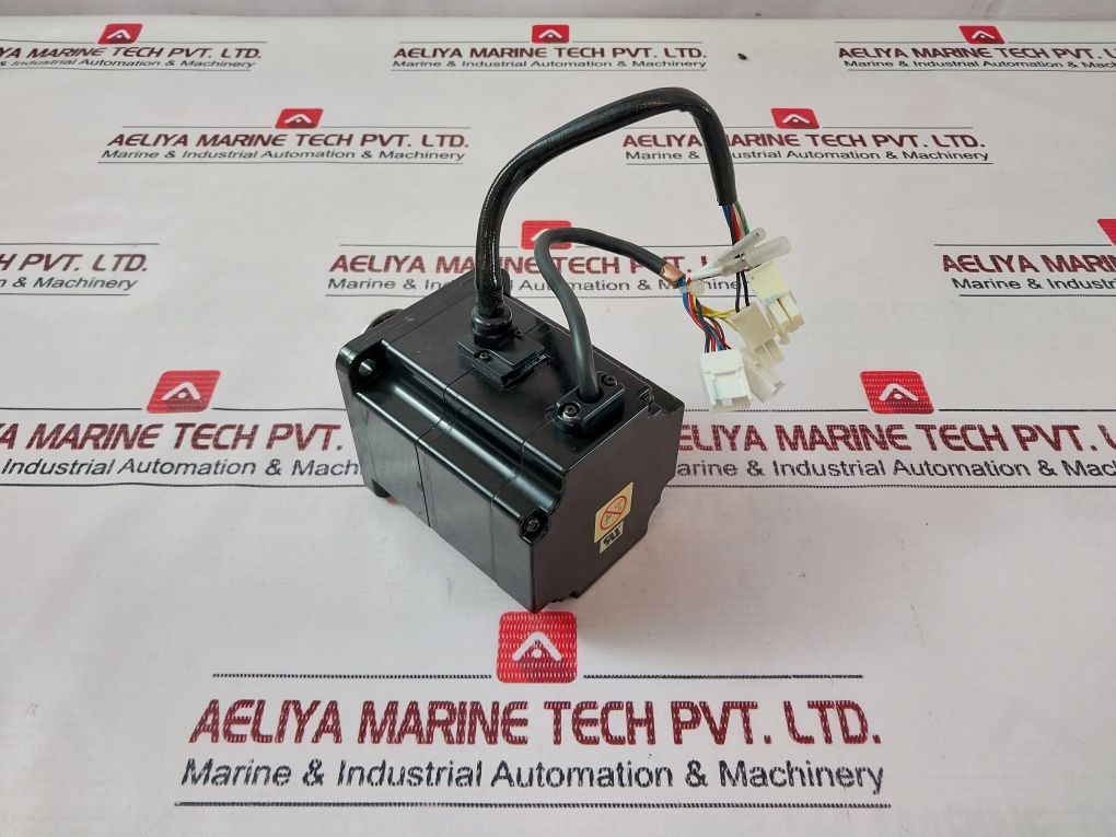 Yaskawa Sgmph-02a2a-yr12 Ac Servo Motor - Image 5