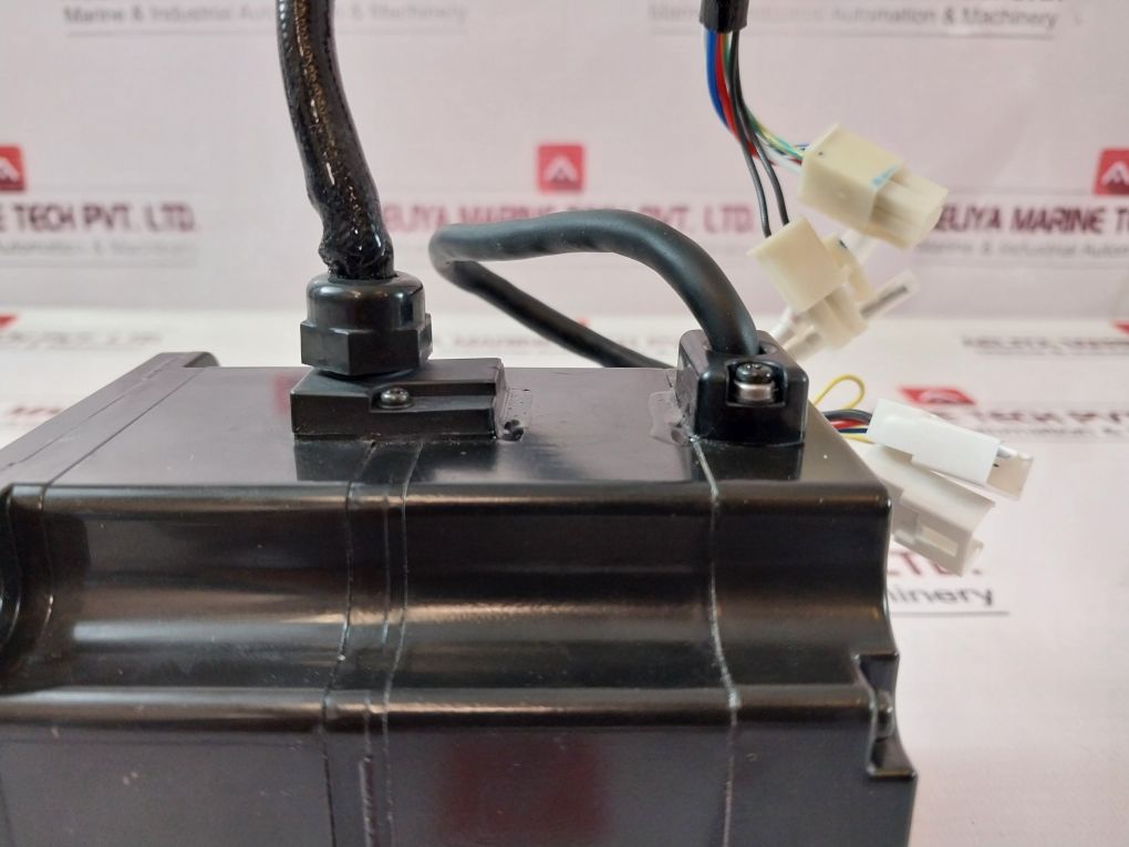 Yaskawa Sgmph-02a2a-yr12 Ac Servo Motor - Image 8