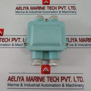 F8821 250v 20a Watertight Joint Box For Marine Use