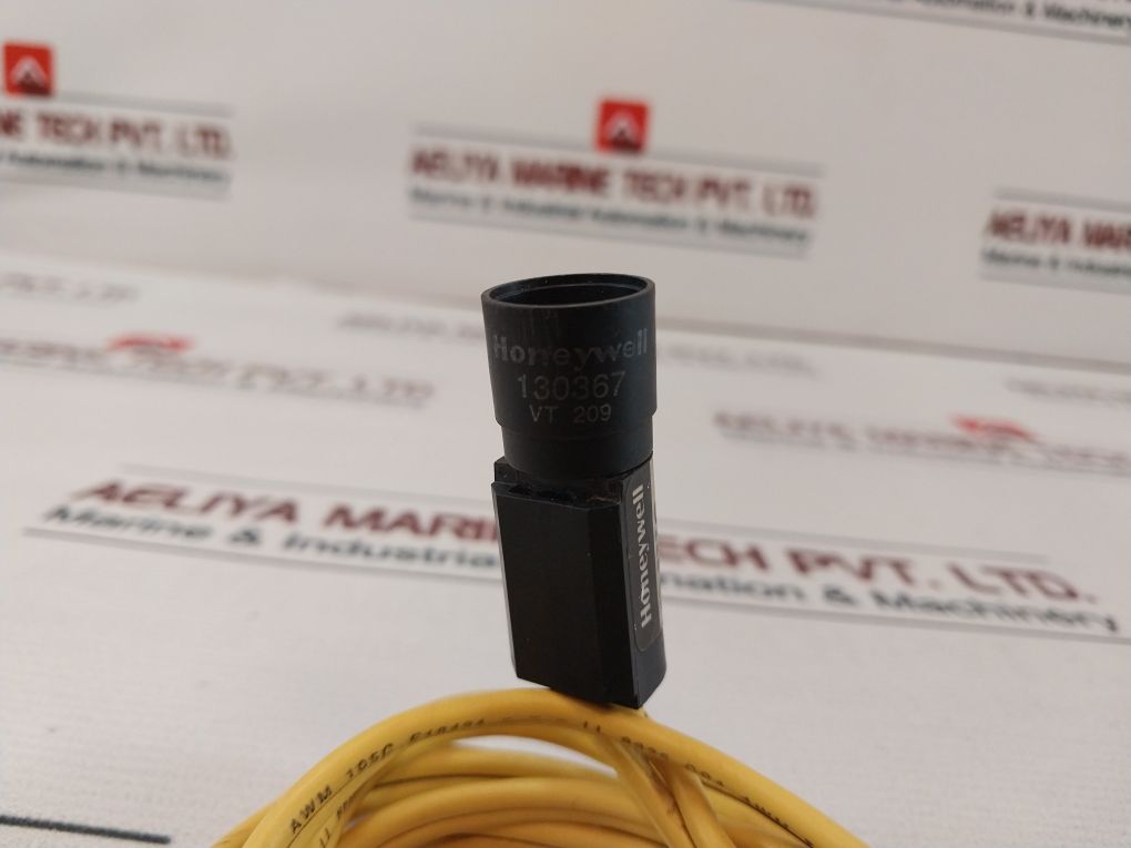 Honeywell C554a 1463 Falme Detector - Image 6