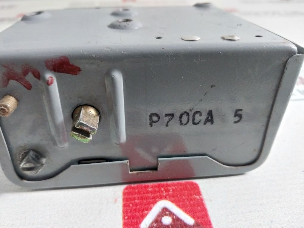 Johnson Controls P70ca-5 Pressure Switch - Image 8