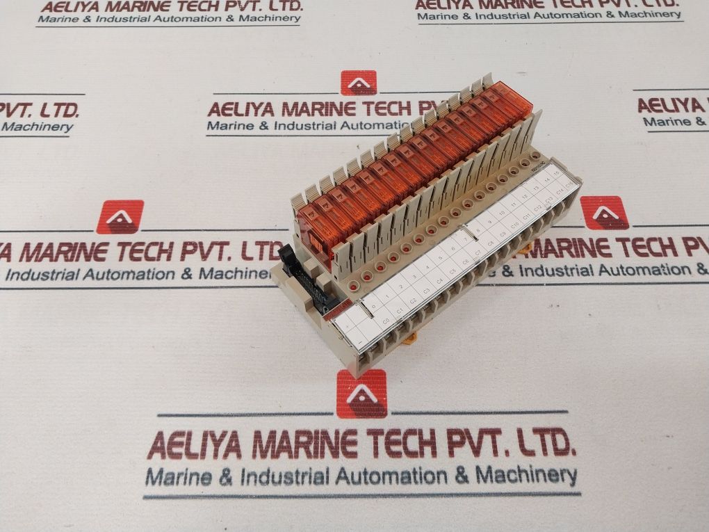 Omron G7tc-ia16 I/o Relay Terminal - Image 5