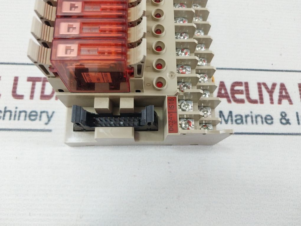 Omron G7tc-ia16 I/o Relay Terminal - Image 9
