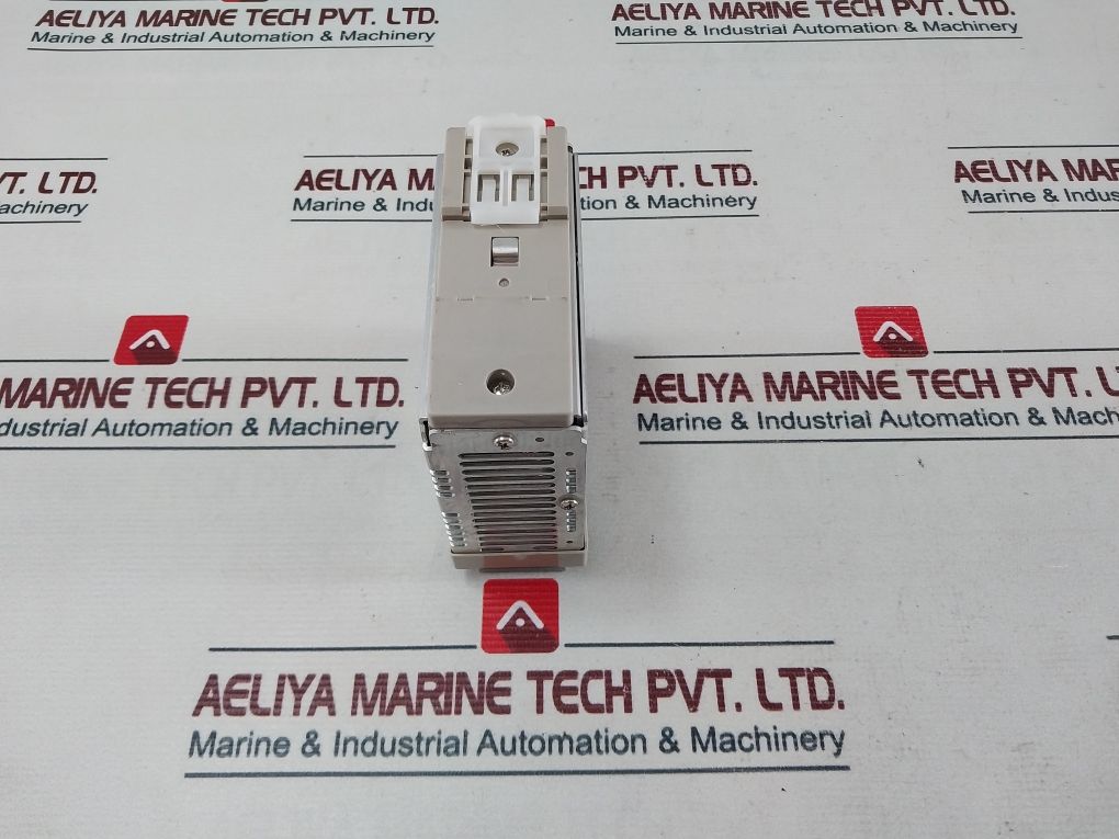 Omron S8vs-09024 Power Supply 240v - Image 3