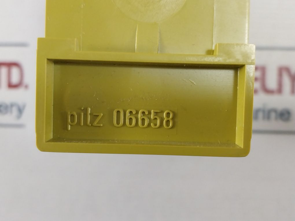 Pilz P1uk Safety Relay - Image 10