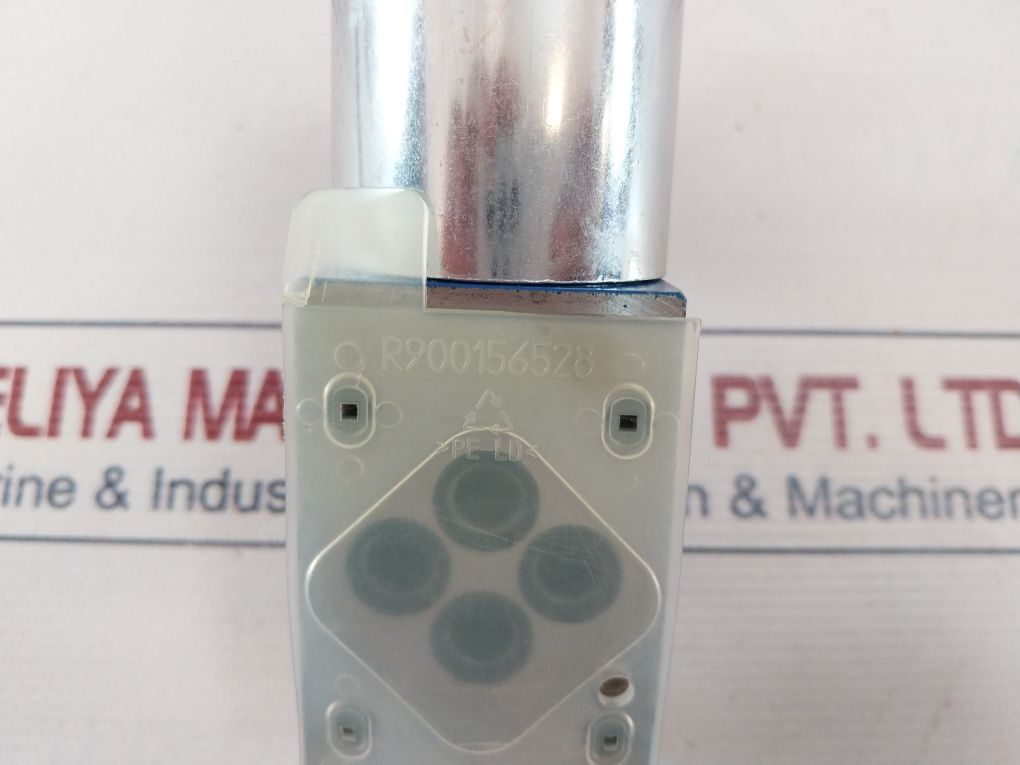 Rexroth Hirschmann R900561276 Directional Control Valve With Coil - Image 11