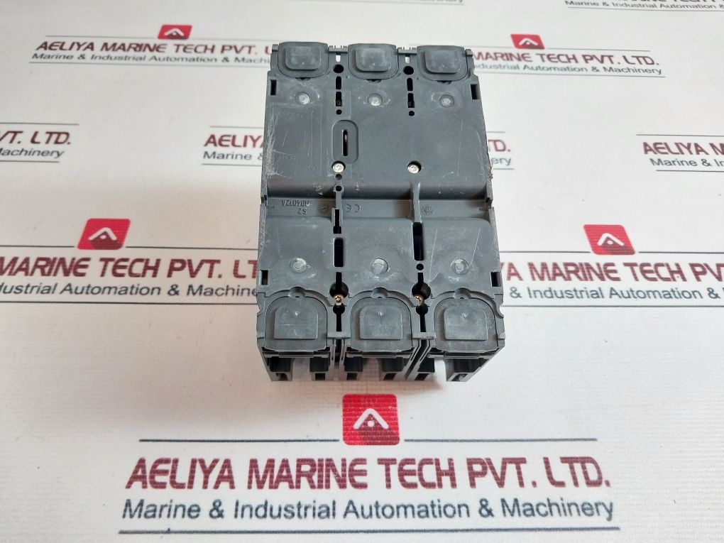 Schneider Electric Cvs100n Circuit Breaker 8kv - Aeliya Marine