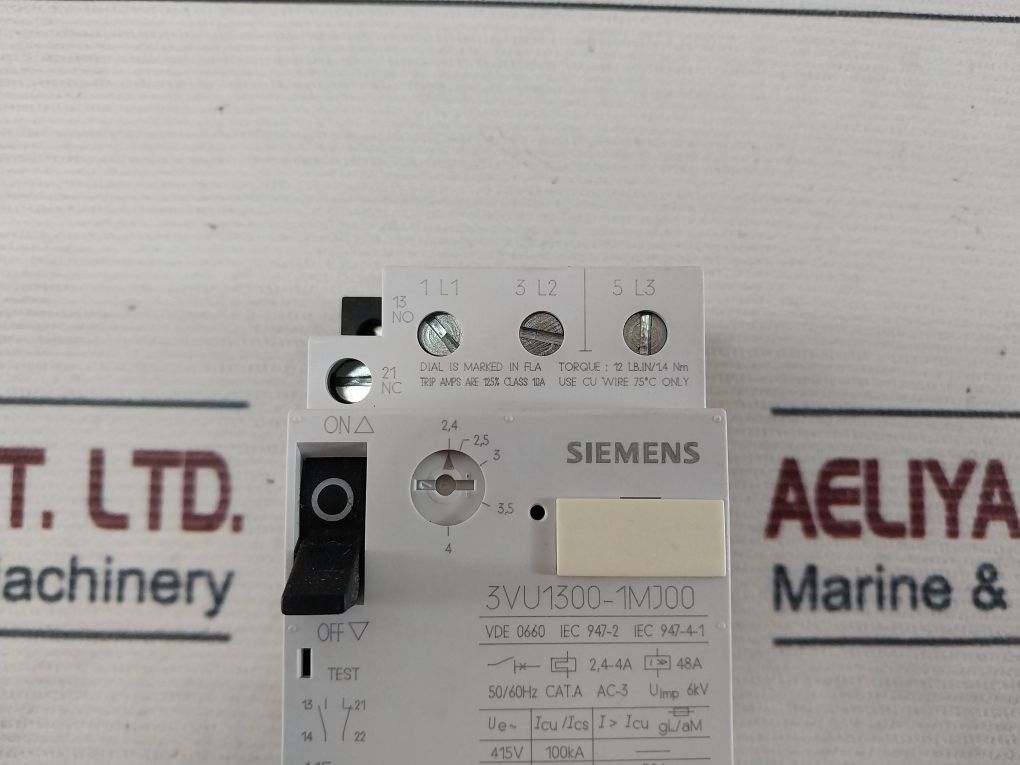 Siemens 3vu1300-1mj00 Circuit Breaker - Image 8