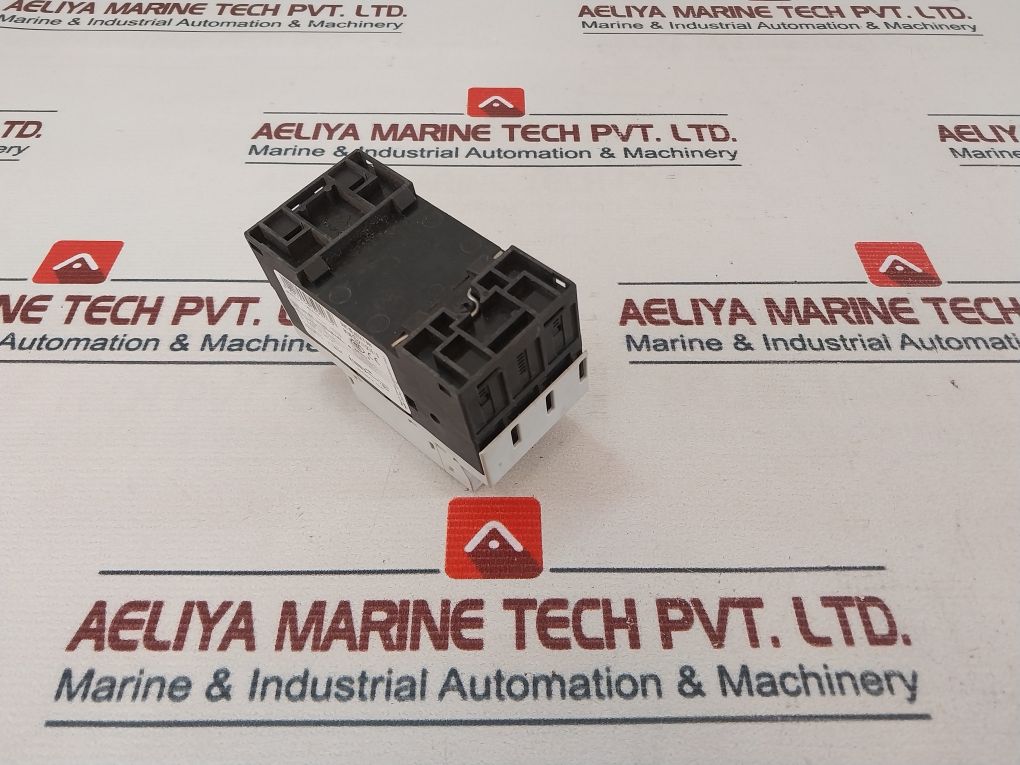 Siemens Sirius 3rv1011-0da25 Circuit Breaker - Image 5