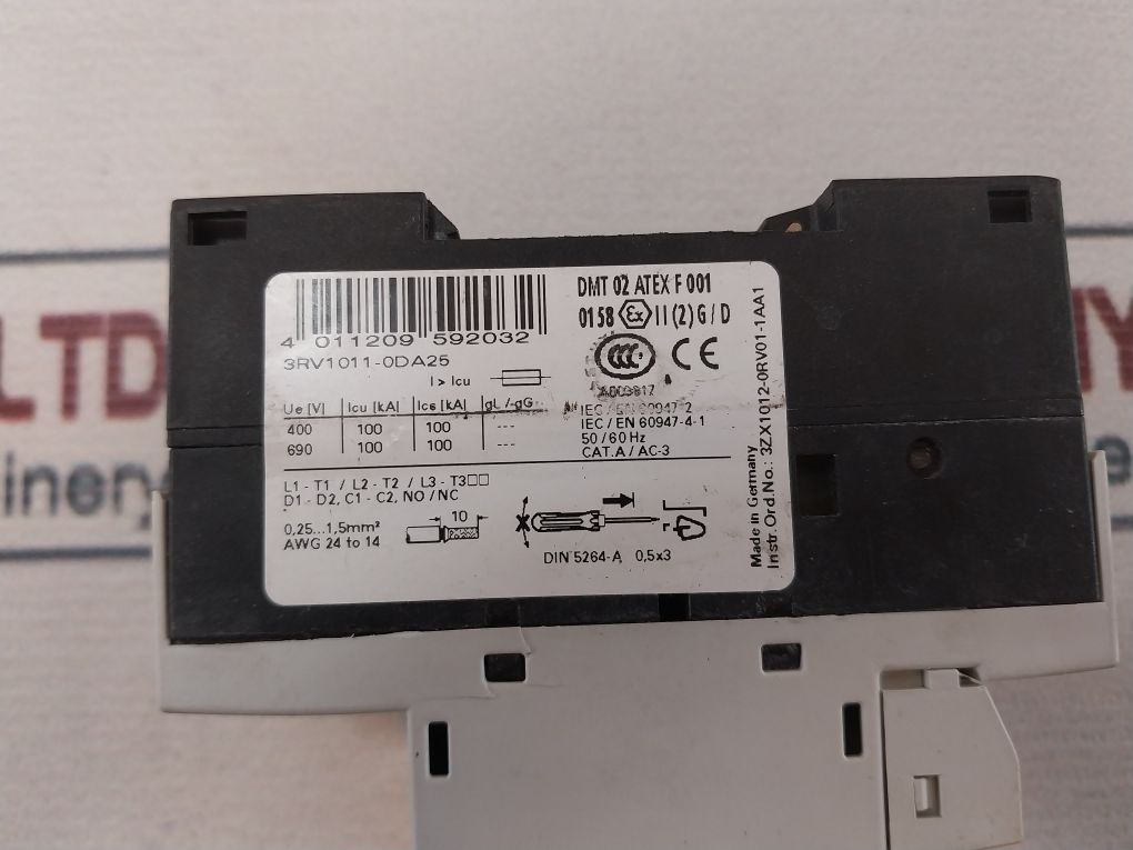 Siemens Sirius 3rv1011-0da25 Circuit Breaker - Image 10
