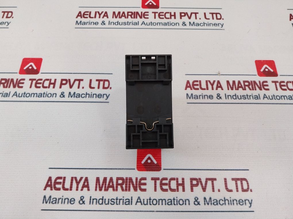 Siemens Sirius 3rv1011-1ja15 Citcuit Breaker - Image 3