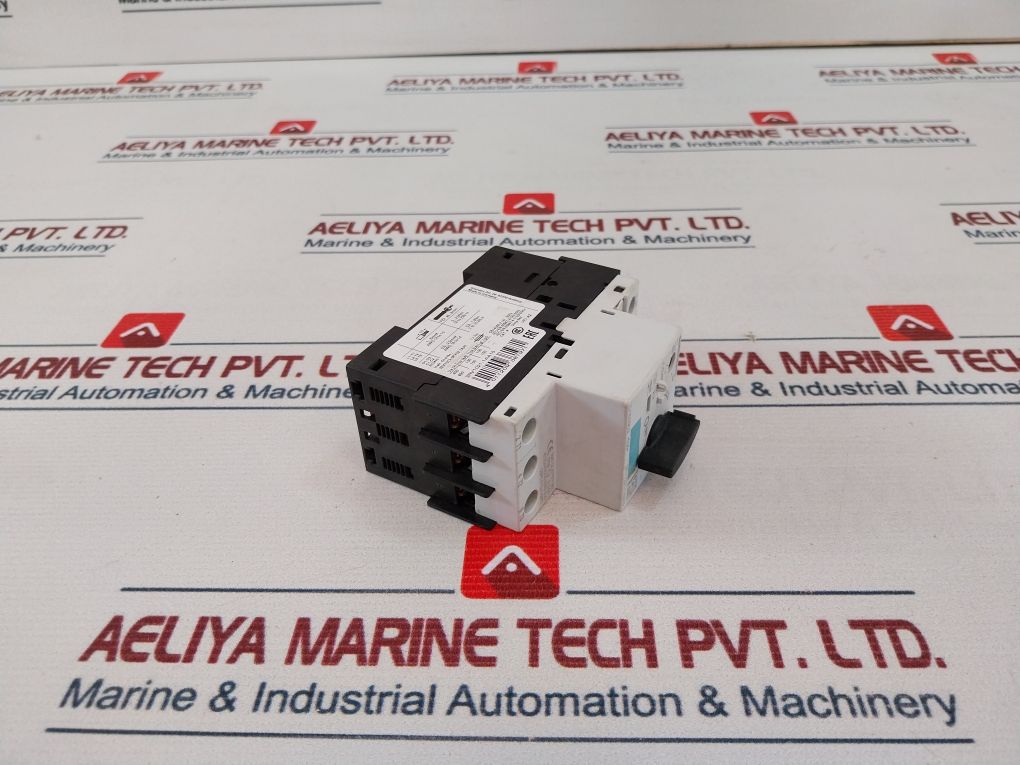 Siemens Sirius 3rv1021-1aa15 Circuit Breaker - Image 4