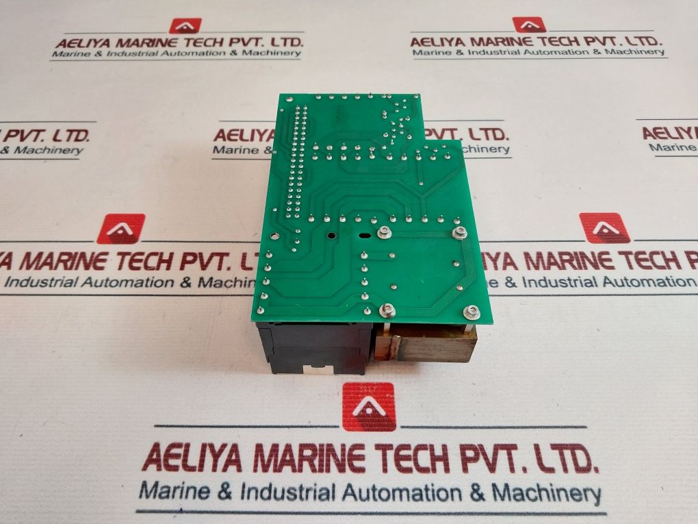 Telemecanique Schneider El05-966-2 Control Board - Image 3
