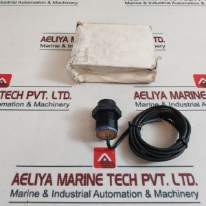 Telemecanique Xs4p30ab110 Inductive Proximity Sensor