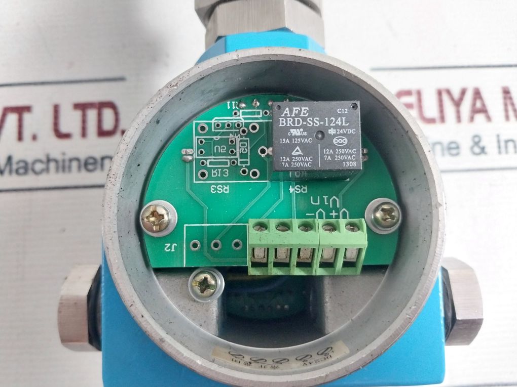 Yantai Am8831Jsl60Dcapt1 Oil-water Interface Switch - Image 8