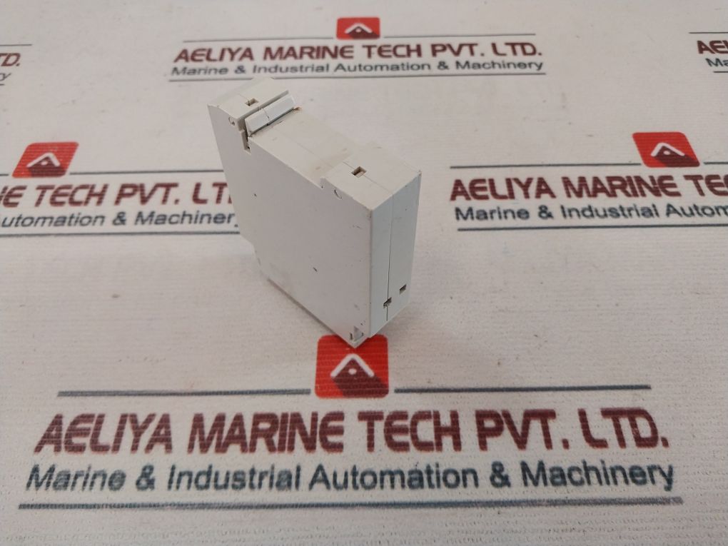 Crouzet M2s Timer 3-60s - Image 5