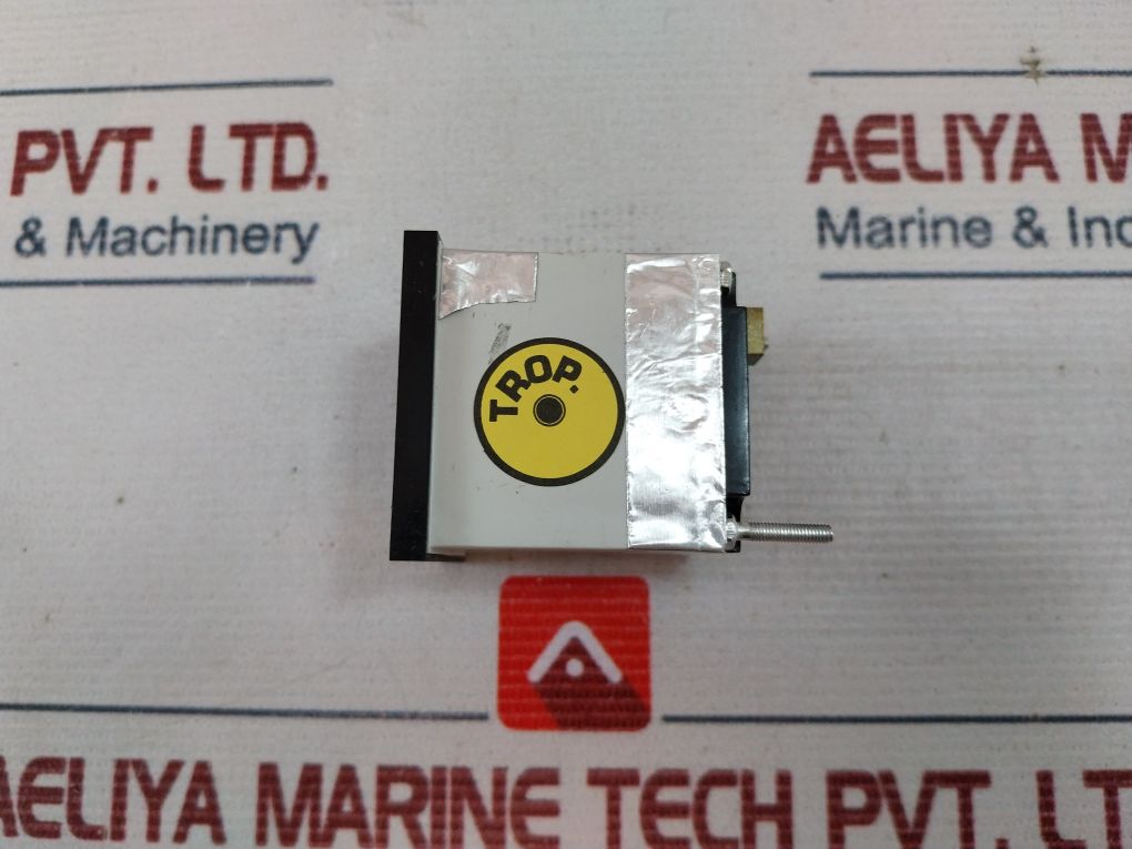 Frer F48eaxnscd01 Ammeter Without Dial 48x48 90° - Image 9