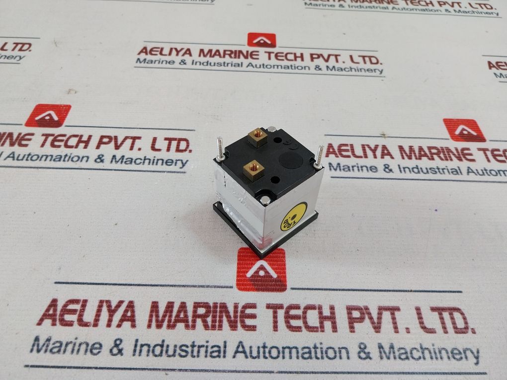 Frer F48eaxnscd01 Ammeter Without Dial 48x48 90° - Image 5
