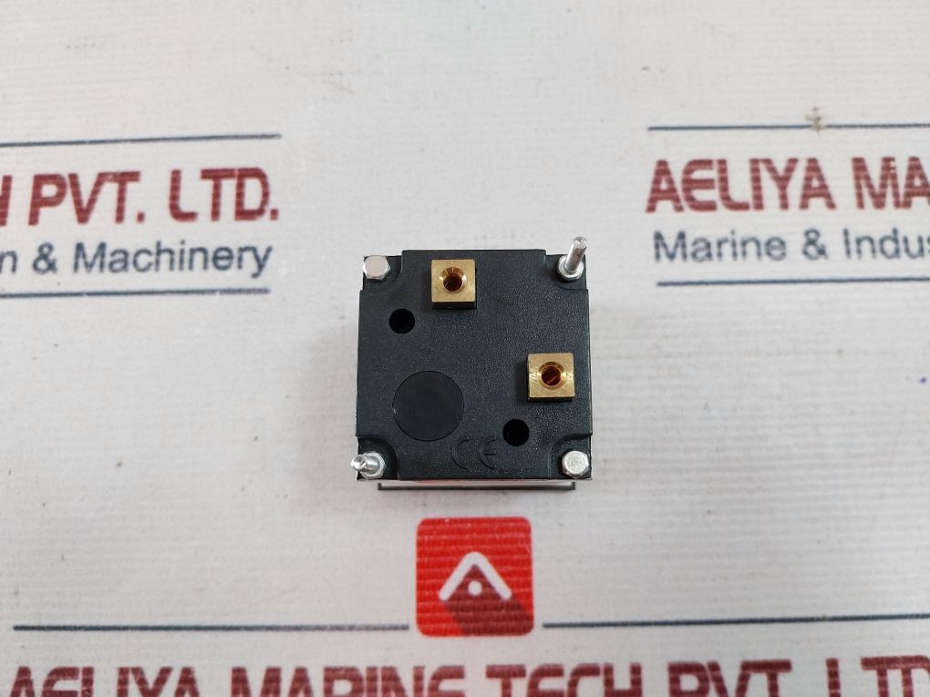 Frer F48eaxnscd01 Ammeter Without Dial 48x48 90° - Image 9