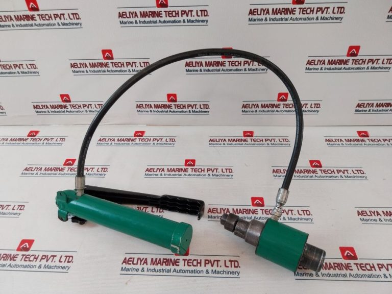 Greenlee 767 Hydraulic Hand Pump Aeliya Marine