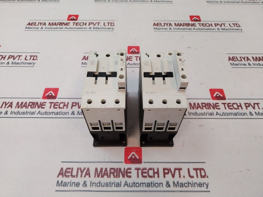Moeller Dil M40c Contactor 200-240vdc - Image 12