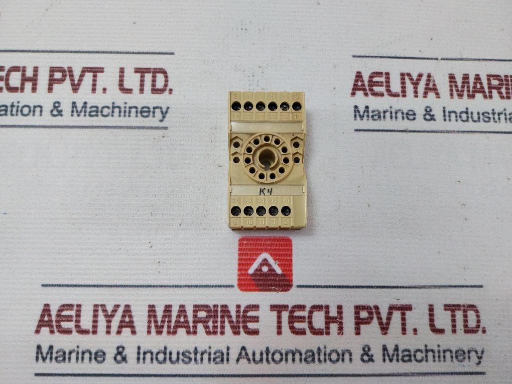 Releco C3-a30 Fx /...v Relay With Socket - Image 8