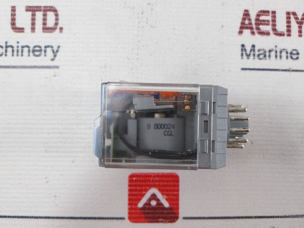 Releco C3-a30 Fx /...v Relay With Socket - Image 9
