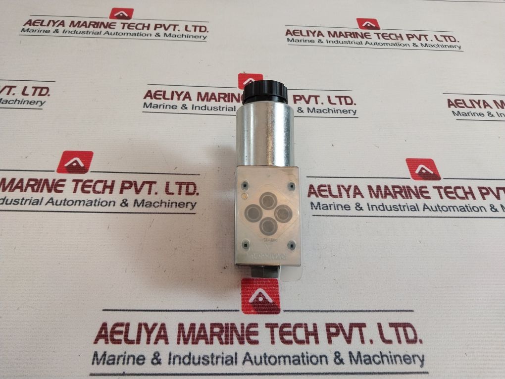 Rexroth Hirschmann R900561276 Directional Control Valve - Image 4