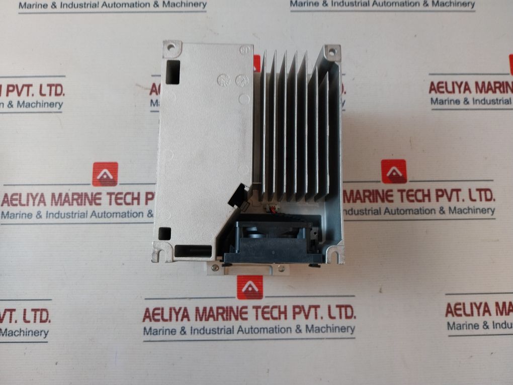 Schneider Electric Telemecanique Atv212hu55n4 Variable Speed Drive - Image 5