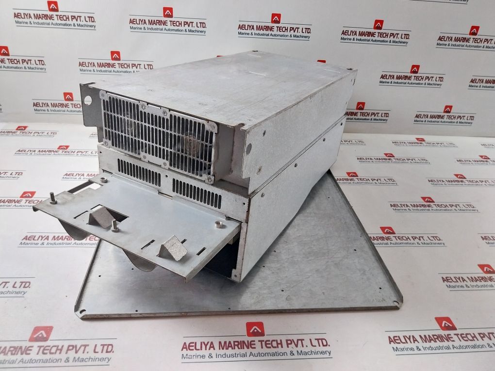 Schneider Telemecanique Atv71hd55n4z Speed Drive 480v - Image 6