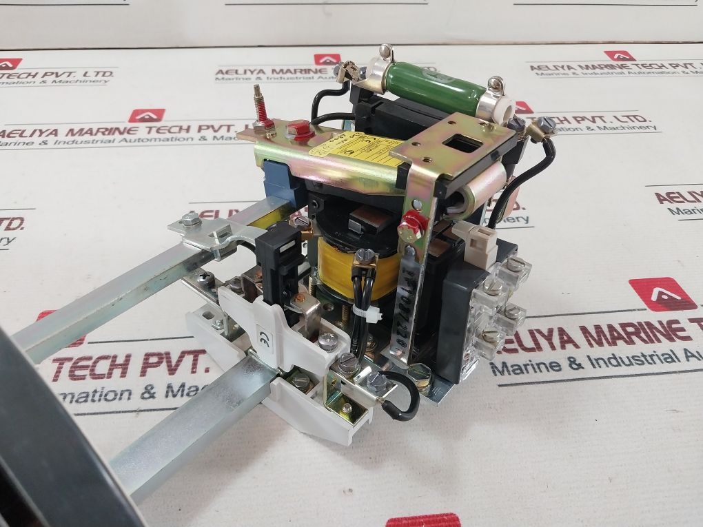 Schneider Electric Telemecanique Cv1fb Power Contactor 690v - Image 12