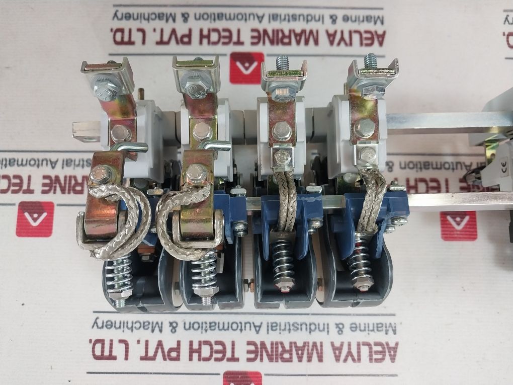 Schneider Electric Telemecanique Cv1fb Power Contactor 690v - Image 14